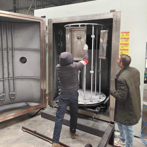 Dernières nouvelles de l'entreprise Machine de revêtement PVD de 1800 mm livrée avec succès en Algérie pour la production d'éviers en acier inoxydable