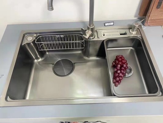 Machine de revêtement sous vide à métallisation PVD pour bijoux/meubles