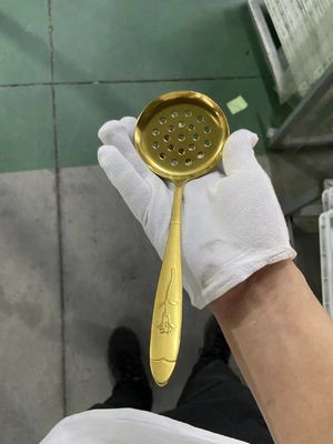 Machine de revêtement à ions sous vide à porte unique verticale multi-arc