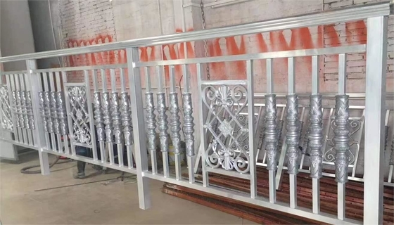 Machine de revêtement PVD de carreaux céramiques en acier inoxydable à haut rendement pour la couleur dorée