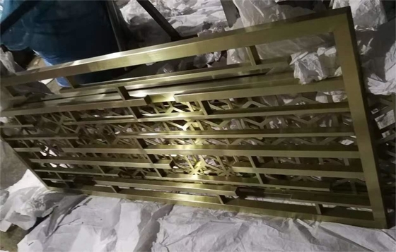 Machine de revêtement PVD de carreaux céramiques en acier inoxydable à haut rendement pour la couleur dorée