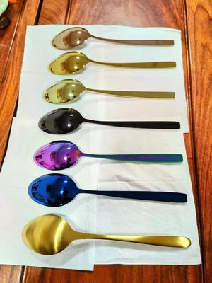 Machine de revêtement PVD en acier inoxydable de haute qualité pour le matériel de table