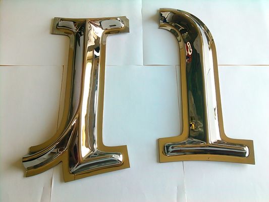 Machine de revêtement par métallisation sous vide PVD pour boutons en plastique/métal, équipement de revêtement couleur