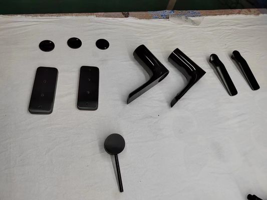 Machine de peinture à vide Pvd personnalisée Automatisation industrielle des métaux