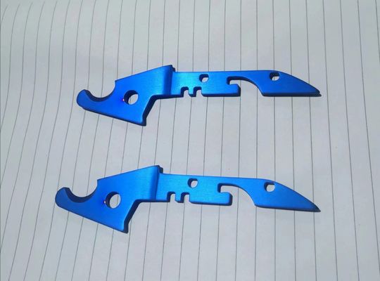 Machine de revêtement sous vide PVD pour ustensiles sanitaires métalliques