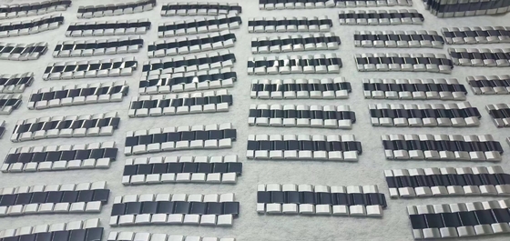 Machine de revêtement sous vide PVD, machine de pulvérisation de chrome PVD sous vide multi-arc