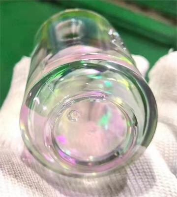 Machine de revêtement PVD en plastique avec une finition brillante, une forte adhérence et aucun pellage pour une durabilité accrue