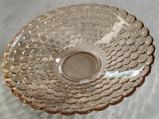 Machine de revêtement PVD en plastique avec une finition brillante, une forte adhérence et aucun pellage pour une durabilité accrue