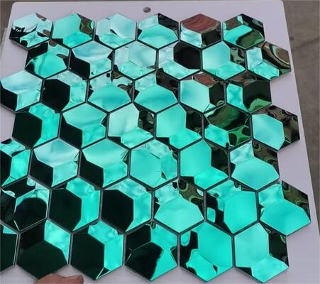 Équipement PVD de métallisation sous vide pour l'artisanat de décoration en plastique avec des nuances métalliques riches et une réduction fine de la surface