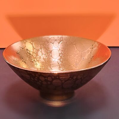 Équipement de revêtement PVD à plusieurs ions d'arc pour les tasses en céramique à glaçure à basse température, dépôt uniforme et couleurs de revêtement personnalisables