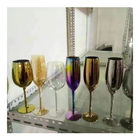 Équipement en verre à haute production de revêtement du vide PVD de tasse de vin de Foshan pour la couleur de noir d'arc-en-ciel d'argent d'or