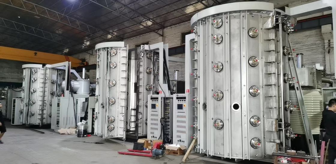 Temps de cycle rapide Machine de revêtement de métallisation sous vide par évaporation de plastique Pvd fiable avec nettoyage au plasma
