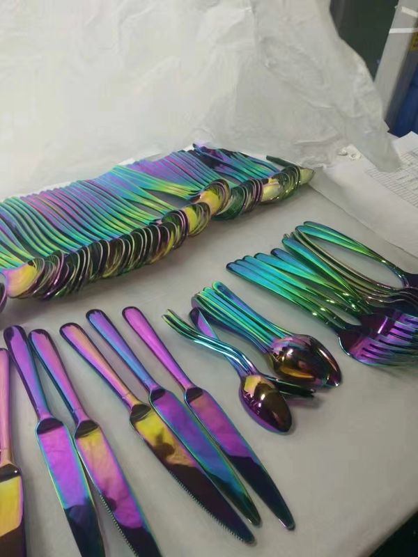 Machine de revêtement sous vide PVD pour lavabos sanitaires, revêtement or, argent, or rose, film plastique entraîné par moteur électrique