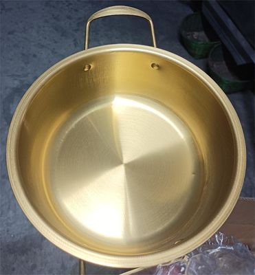 Un bon prix. Vente à chaud Pvd machine à vide Machine de revêtement pour le placage en or de meubles en acier inoxydable en ligne