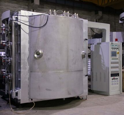 qualité Machine à vide à vide PVD à cavité moyenne polyvalente pour équipement de production par lots usine