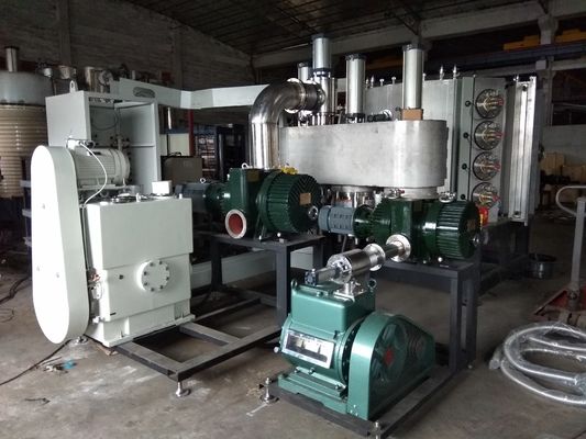 Un bon prix. Machine titanique de métallisation sous vide de l'équipement de revêtement de nitrure d'Inox PVD d'acier inoxydable/PVD en ligne