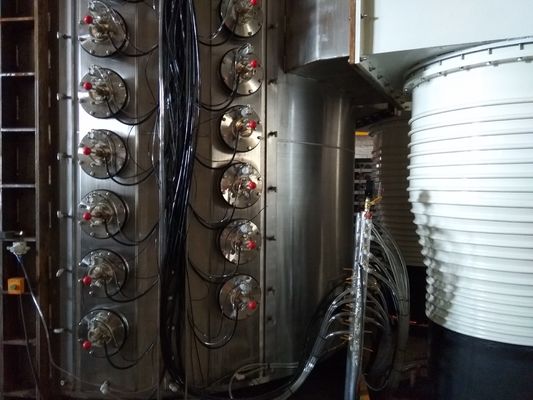 Un bon prix. Machine physique de dépôt en phase vapeur, machine de revêtement de l'acier inoxydable PVD en ligne